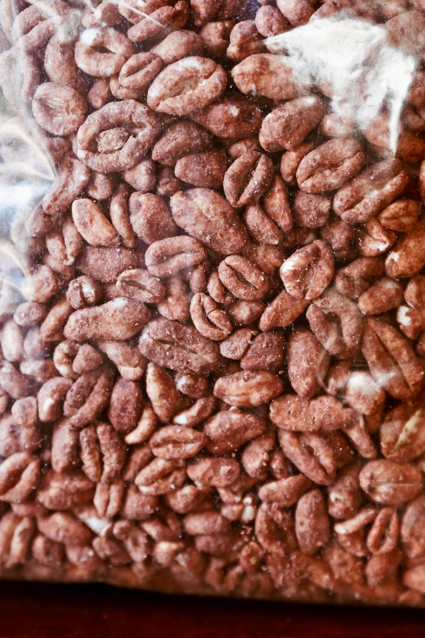 Chocolate puffed spelt