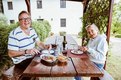 Lunch with wine tasting 